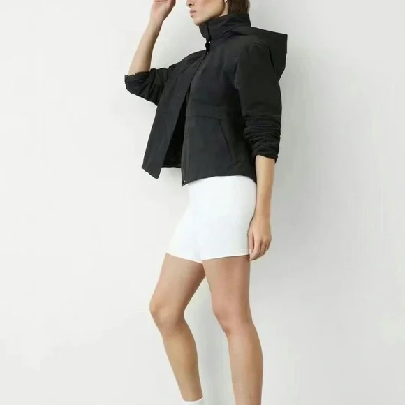 Athleta everywhere Jacket NWT - Picture 3 of 5